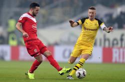 J9九游会官方网站包含多特蒙德加时末段造点机会；志在欧冠名次提升；压力陡增；团队化学反应显著的词条