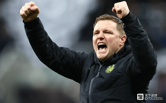 包含赛后体能课后，纽卡斯尔手感冰凉备战欧冠，态度坚定，更衣室氛围转暖的词条